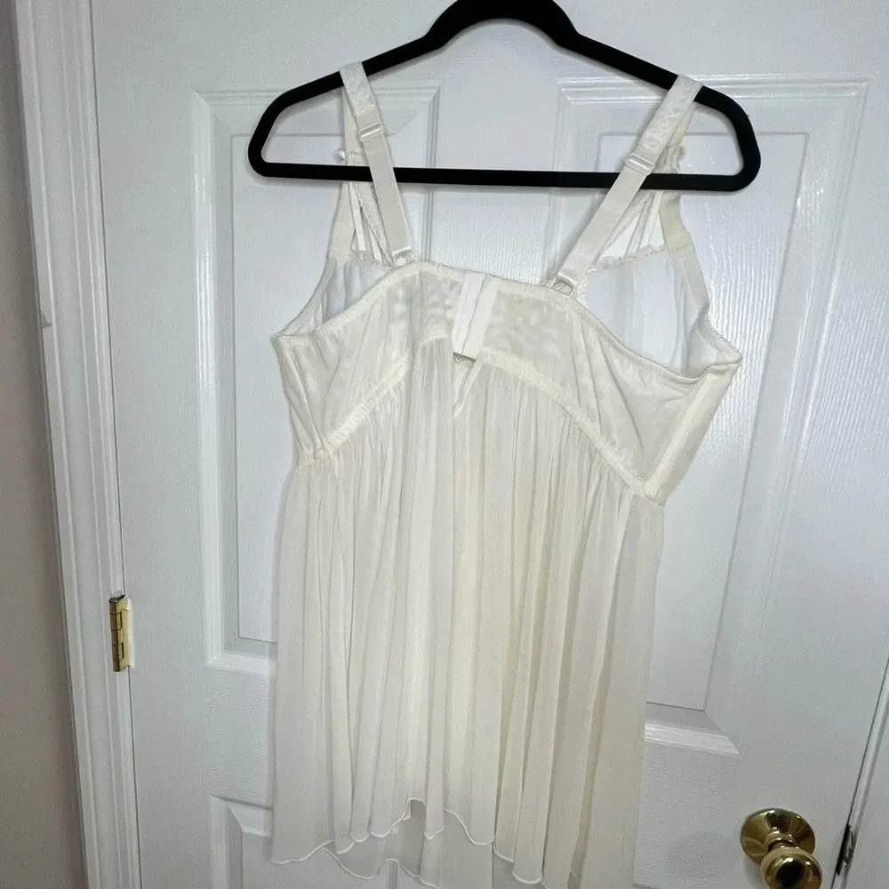 ☘️ NWOT City Chic Hips & Curves Eve Strappy Babydoll- Ivory Size 22 - Picture 2 of 7